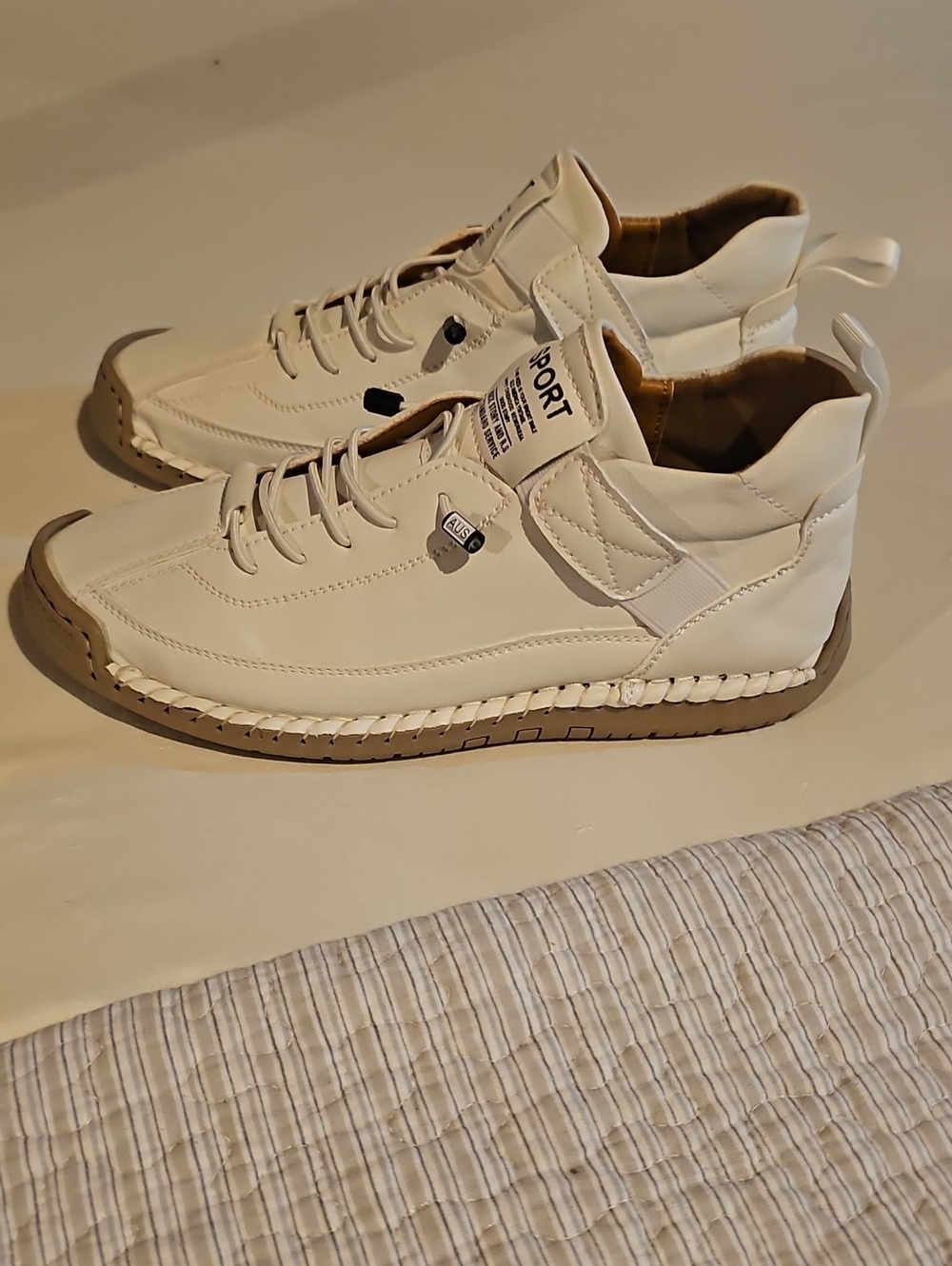 Sporto White Leather Casual Sneakers